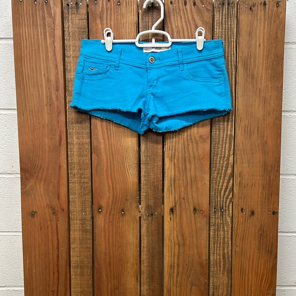 Hollister size 3 blue shorts - Picture 2 of 10